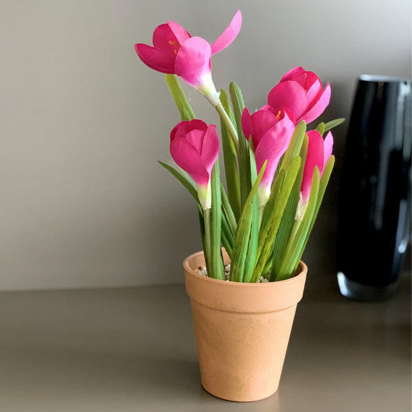 Lilly Artificial Flower Pot