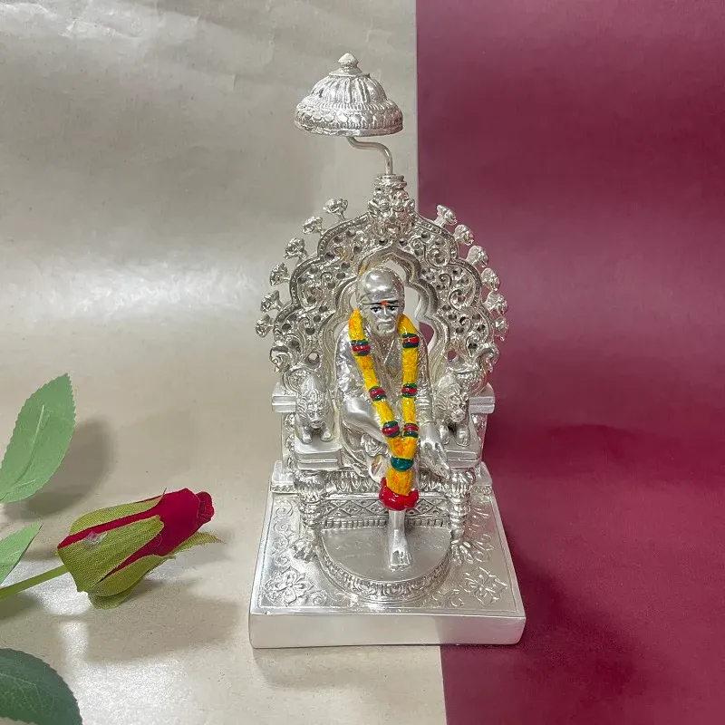 Chattar Sai Baba Small Silver