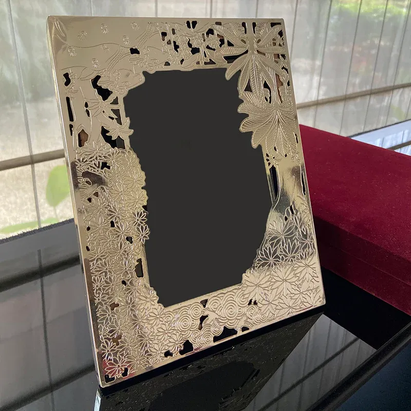 Silver Royal Frame