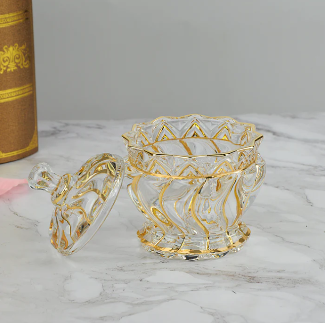 Swirl design candy bowl with lid gold