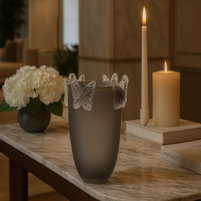 CRYSTAL BUTTERFLY VASE Gray Small