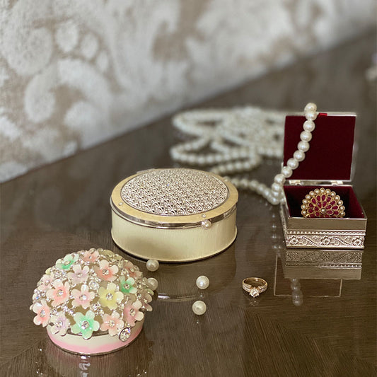 Round Crystals Trinket Box